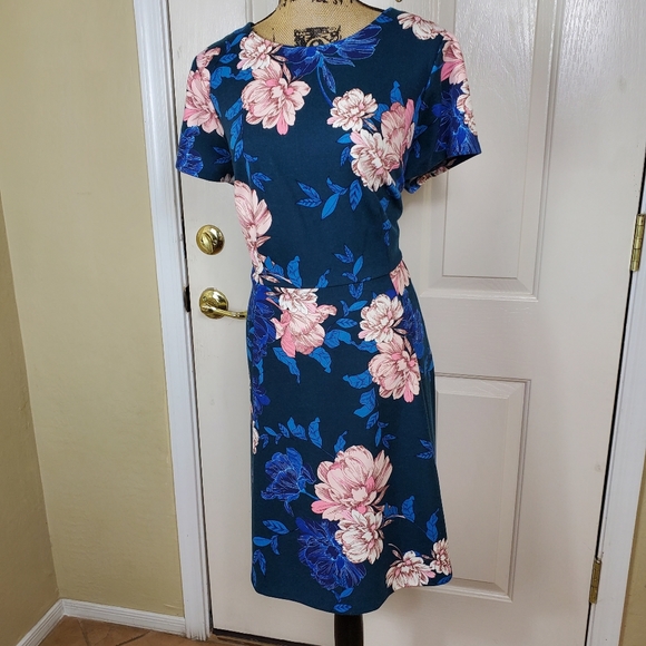 Eliza J Fit & Flare Floral Short Sleeve Dress - Picture 2 of 8